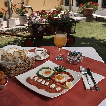 Pansion Rose 3* Mostar